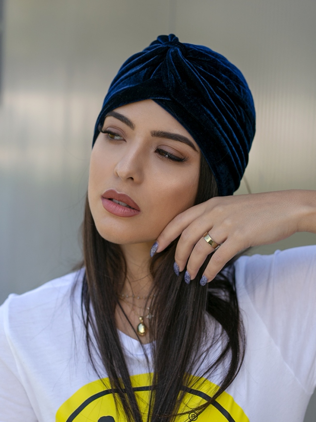 DARK BLUE VELVET TURBAN