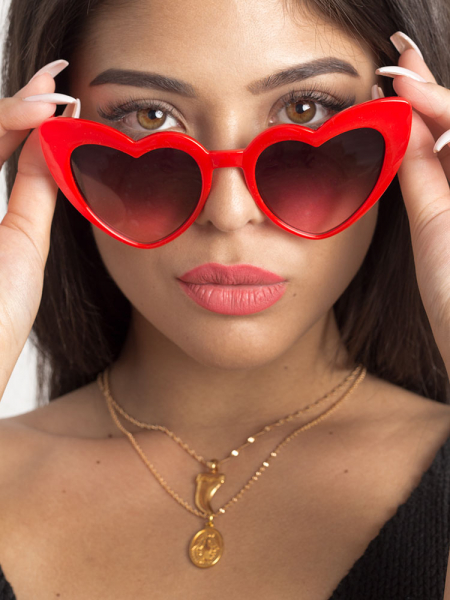 HEART RED SUNNIES