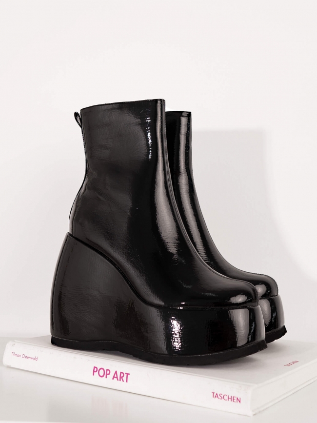 DESTINY BLACK LOUSTRIN ANKLE BOOTS