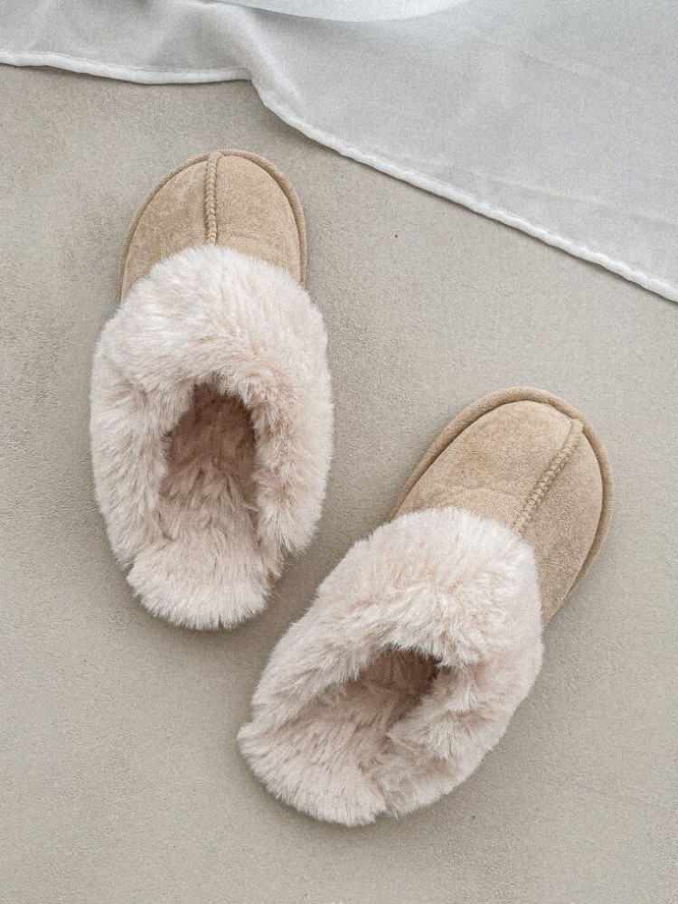 LILY BEIGE SLIPPERS
