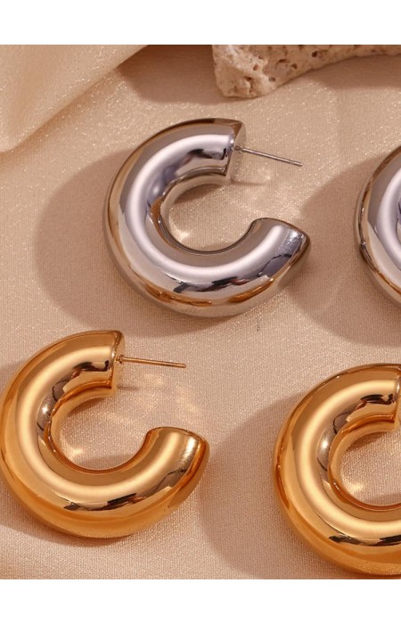 RUSSEL SILVER HOOP EARRINGS