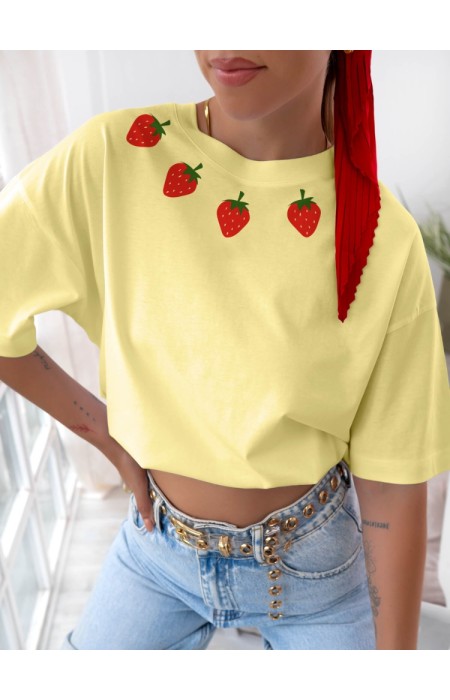 YELLOW TSHIRT WITH STRAWBERRIES - CHEESECAKE