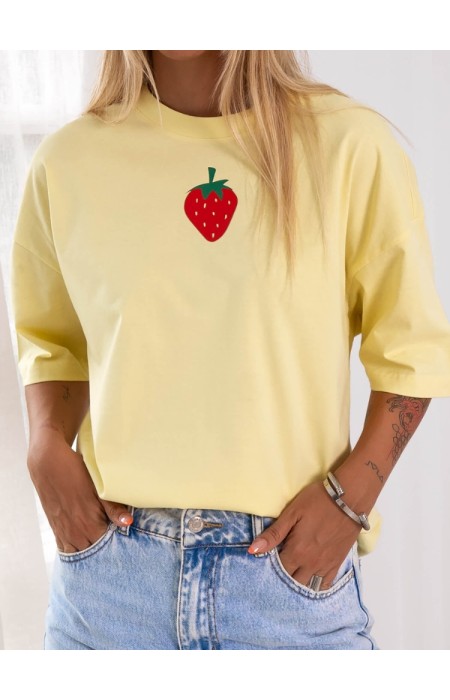 YELLOW STRAWBERRY TSHIRT - STRAWDREAM