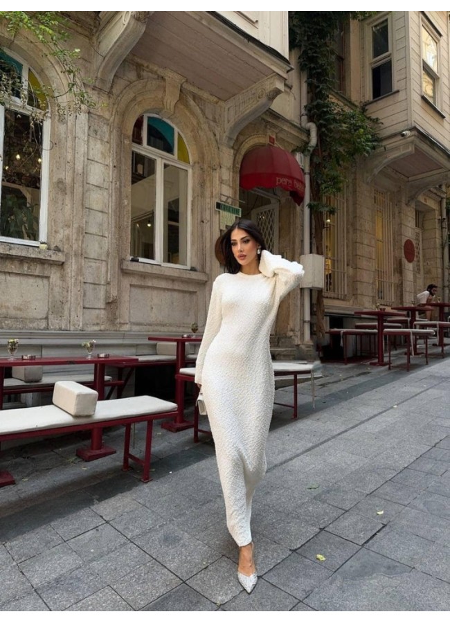 WHITE KNITTED MAXI DRESS -...