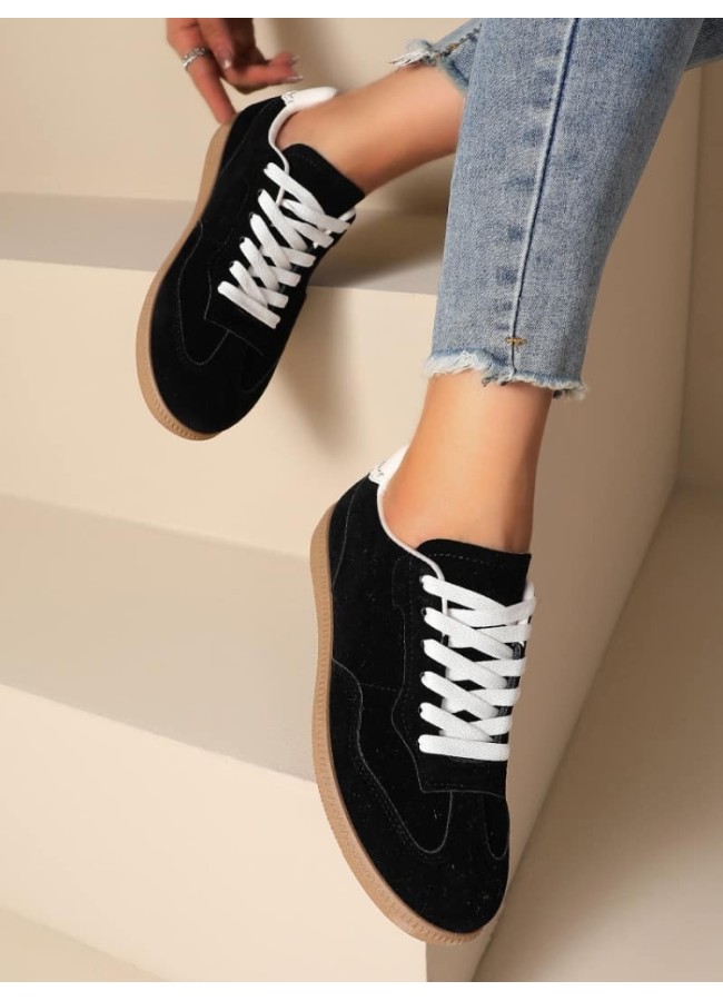 BLACK SNEAKERS - AGGELA