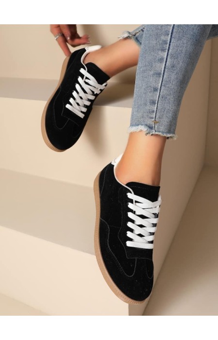 BLACK SNEAKERS - AGGELA