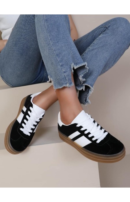 BLACK SNEAKERS - ADILO