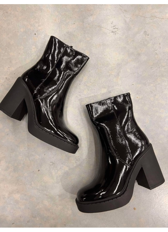 LOUSTRIN BLACK BOOTIES -...