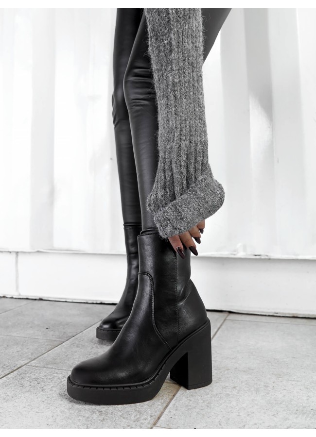 LEATHER BLACK BOOTIES - SOLVIA