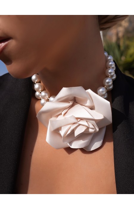 BEIGE FLOWER CHOKER WITH PEARLS - FLOPEL