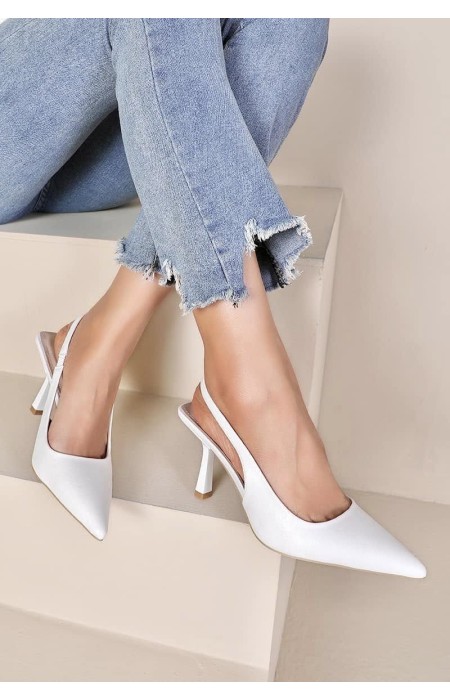 WHITE HEELS - DAY