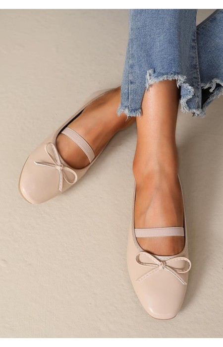 BEIGE BALLERINAS - POETA